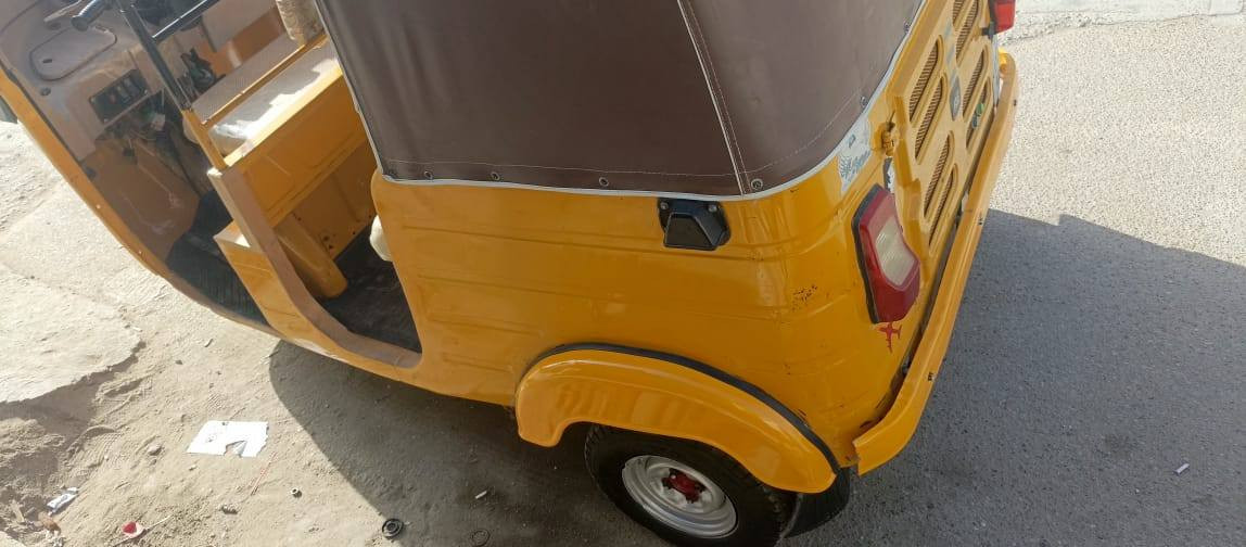 مكلف بالنشر موديل 19 شهر العاشر رقم انكليزي تعمير صفحه ولقد بس عنوان بغداد كماليه هاتف *********** السعر 6 مليون وبيه مجال
