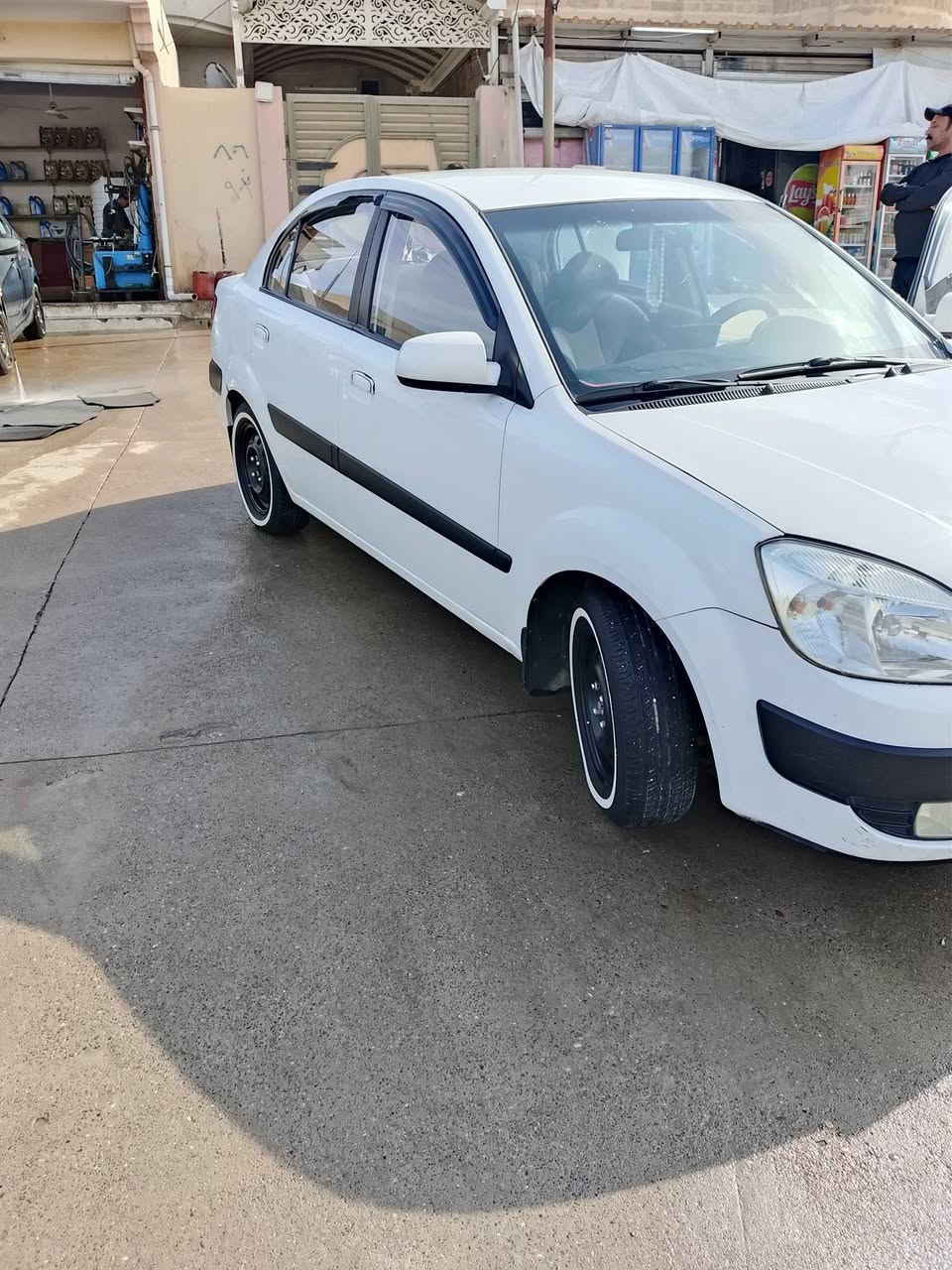 السلام عليكم كيا برايد موديل 2008 ضررها الجاملغ الايمن الخلفي بدون دواخل شرط التحويل ⛽كابون بانزين الكتروني شاشا كامره نص فول بسمنا السياره سنويا ساقطه صارلها شهرين
***********
***********
