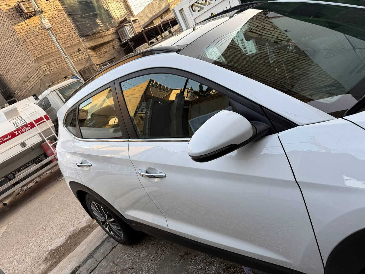 للبيع توكسان موديل 2019 ✅

سعرها ادخل ع رابط https://t.me/carssofiraq/15612

خليجي شركه الكاصد 

فوول ‎ 1/1 بانورامااا ✨

رقم بغداد انكليزي جديد باسمي

مواصفات 
داخل  بيجي وجوزي 
لد امامي لد خلفي 
حساس امامي 
حساس خلفي 
بصمه + بصمة ابواب 
شاشه كبيرة 
ثلاجة بلجكمجه
هاند بريك بلرجل 
كامره دواره
ايل زعنفه 
كشتات جلد
كشنات ثنين  كهرباء 
مري شفط + اشاير مري 
تحكمات ستيرن جهتين 
ترحيب ابواب ومري 
شاحن وايرلس
تبريد قطعتين 

مكفوله من الصبغ والحادث وتبديل
مكفولة كفالة عامة ماعده بارد زغير
( بيه كارت جاملغ امامي فقط )
السياره جديده وجاهزه من كلشي ربع ماتصرف عليها وبلعافيه للي ياخذها 
بيـع او مراوس بسياره 7 راكب
والشراي يتفضل رقم هاتف 📞 

وتساب او اتصال 📞 

***********
***********

العنوان  بغداد 
.
.

🚗اعرض سيارتك ع اقوى قناة تلكرام للبيع و شراء سيارات ادخل ع رابط 
👇👇
https://t.me/carssofiraq
