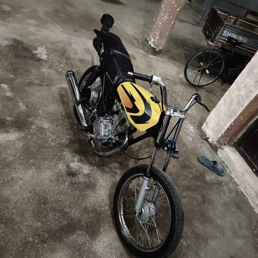 السلام عليكم دراجه للبيع 2017 الدراجه كلك كلك دراجه نظيفه شوفت عينك مكاني طويريج جناجه سعر 270 ويا مجال حق الجايه ابو ال 150 لا يعلق


**إذا كنت صاحب هذا الإعلان وتريد حذفه لأي سبب، رجاءا أرسل رسالة إلى الدعم الفني**