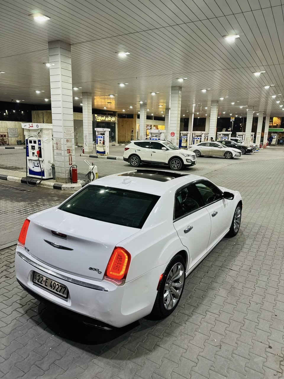 السلام عليكم
أوباما 2016 أصل رقم اربيل 

وارد امريكي داخلة كلين هنا صار بيه قطعة تبديل 

مكينة3,600 V6 تو ويل 

رقم أربيل الدولي سنوية جديدة ولوحات دولية تحويل + وكالة 

فئة الـ C LIMITED فووول للأخير:

فتحة سقف بانوراما 

تحكم ستيرن جهتين 

ستيرن كهربائي 

خزن ميموري وضعيات جلوس 

تدفئة تبريد مقاعد امامية -تدفئة مقاعد خلفية - بردة خلفية -هيتر بالمري 

هيتر ستيرن -مري قلاب -تشغيل عن بعد 

 

السيارة جاهزة  ومابيهة نقص برغي

( السعر ٢٢٥ ورقة وبيه مجال للشراي)

مكان السياره بصره معقل 

اتصال او واتساب 

***********
