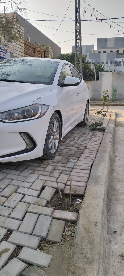 النترا 17 وارد كندي بيه 3 قطع صبغ جاملغ ايمن وبنيد بدون اي دواخل وصور الحادث موجوده  حادثه وبالعراق باب ايمن الامامي يعني بس 3 قطع  وبيه شويه تكشير بالقماره
محرك 2000دوش كفاله محرك وكير وتبريد وحداديه  وباقي البدي 
رقم انكليزي قادسيه باسمي 
عنوان ديوانيه مركز 
سعر 120 
رقم ***********
