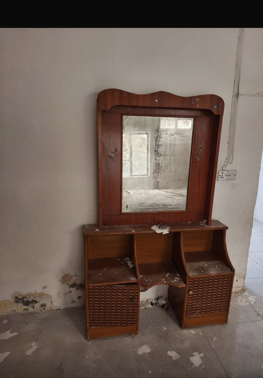 سلام عليكم غرفه صاج ثلاث بوب سعره ٢٥٠ فقط للاستفسار والتواصل ***********وانساب
