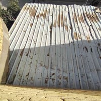 سقيفه للبيع الطول 5 والعرض 5 والشخاط من الوزن الثقيل السعر 150 وبيه مج...