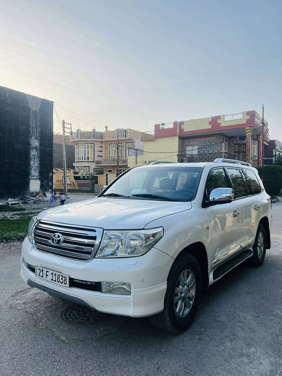 لاندكروز 2011 
ستينيه اصل كفاله عامه 
ماعدا اصبعين تكحيل بنيد 
وباقي كفاله عامه 
سياره كارتون مكينه كير وضع شركه 
ممشى 250 الف كيلو 
تخم تاير حداده كله جديد
رقم سليمانيه شرط تحويل 
سياره فول موصفات GXR
سعر سياره كلش مناسب 215$ وبي مجال كلش بسيط 
مكان سياره ديالى 
والإتصال
***********
***********
