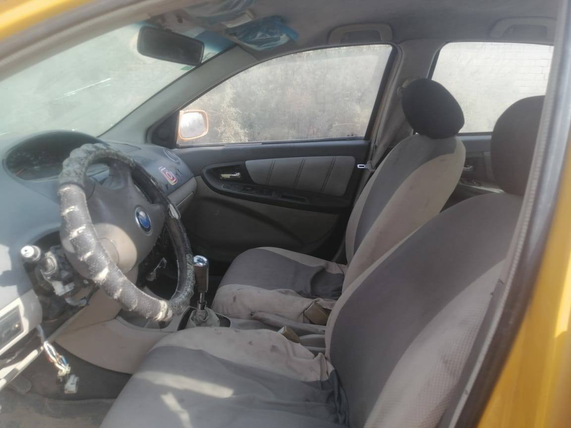 راعيها ميت سنويه ل ٢٧ بعدها مامنتهيه سعرها ١٣ وبيها مجال مكان السياره ديوانيه تجي تاخذها من البيت واسويلك مكاتبه بيها اتكفلك الطلب والسرقه راسلني خاص او اتصل *********** بي واتساب
