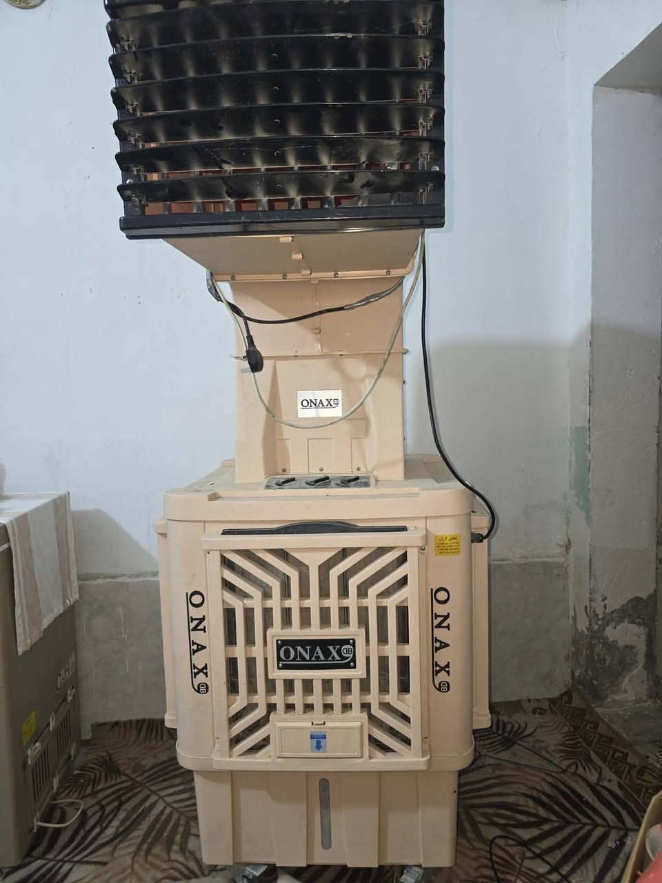 مبرده مستخدمه شهرين فقط السعر 250 وبيها مجال ***********
