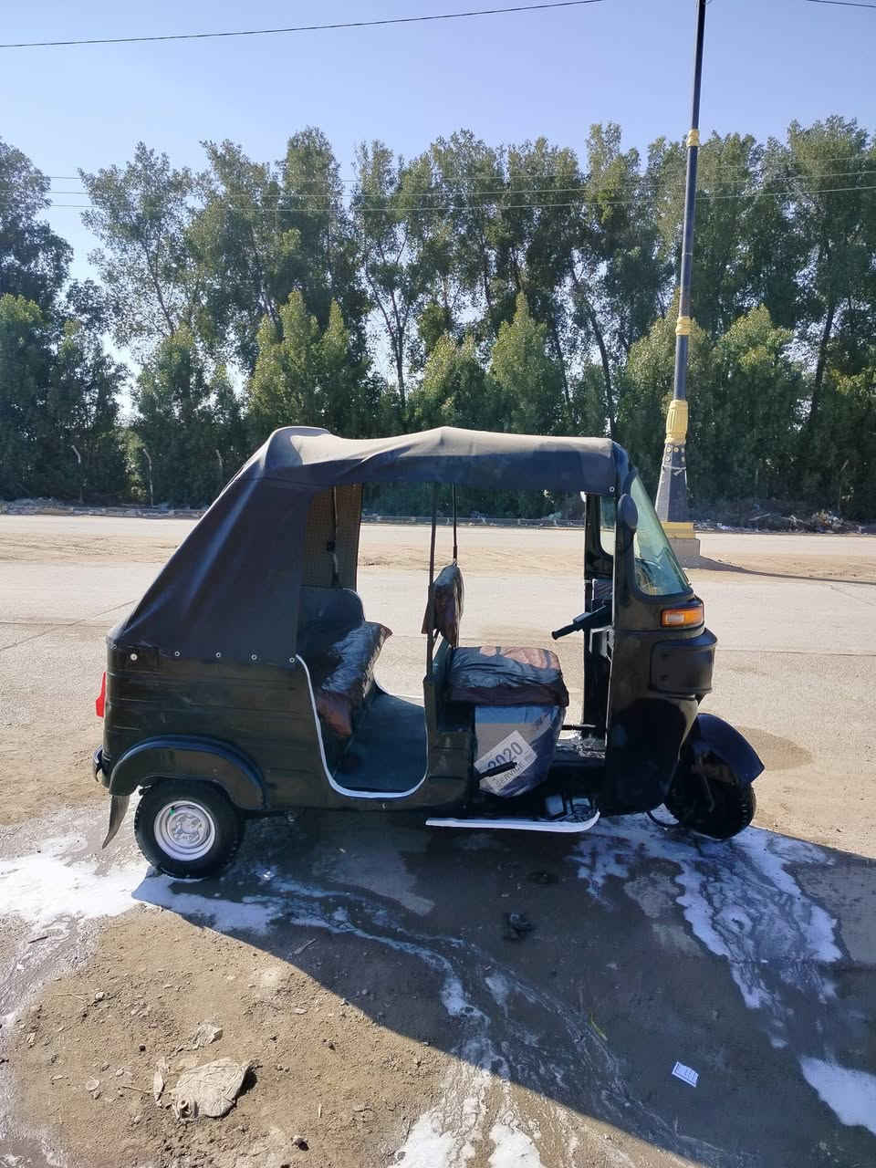 للبيع 2020شهر 10بسمي مشروع وطني تكتك نظيفه وجاهزه وما ناقصه برقي محرك ناعم كشر نضيف وصافي  جاهزه مجهزه وتصير من نصيبه بالعافيه عليه مكان ناصريه شراي يتصل *********** خاص ماكو والسعر مناسب
