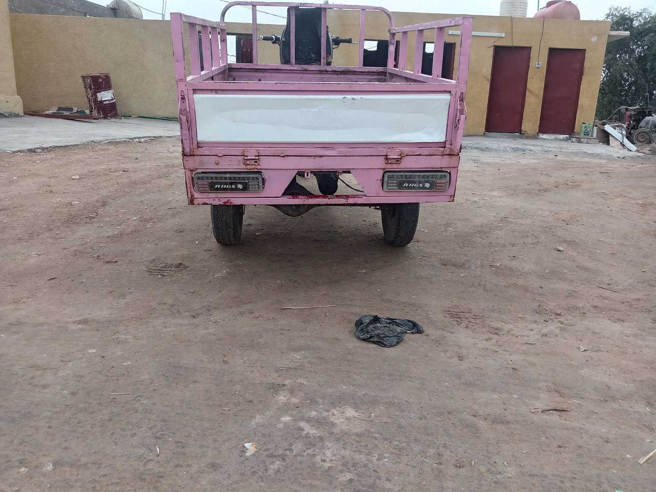 سلام عليكم ستوته للبيع موديل 2017 كلك مكفوله عشائر مكينه مامفتوحه الشاصي ركبه مكفولات كهربائيات كامله الستوته نضيفه الاستفسار اكثر ***********
