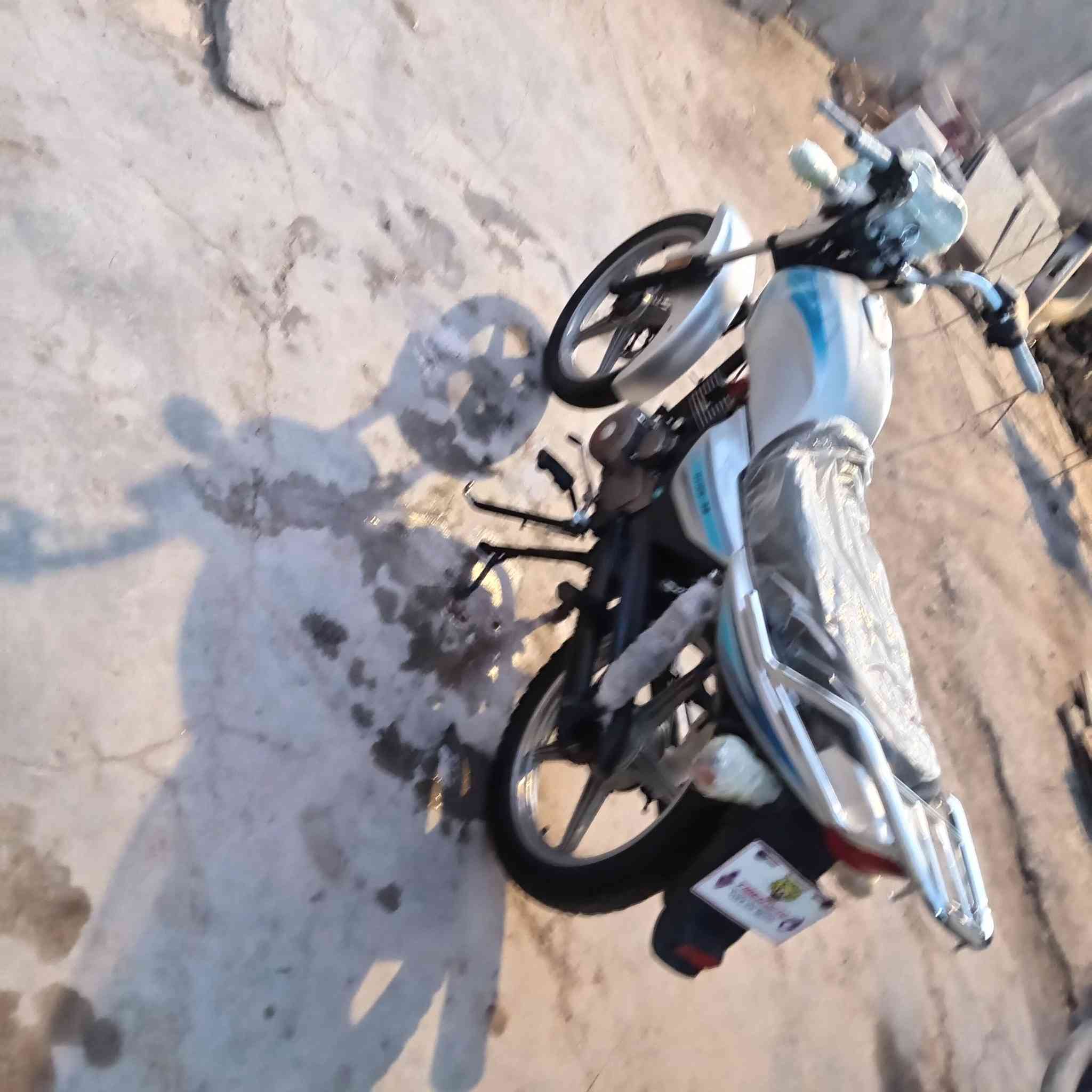 دايون عضم للبيع موديل ٢٣ أوراق سكنر مكفوله من كلشي ***********
