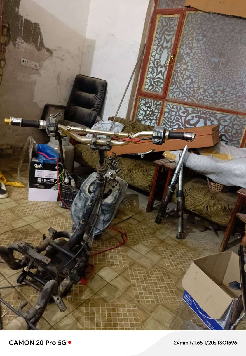 السلام عليكم من رخصت الأدمن للبيع شاصي ماكس عدلة كامل مثل ما موضح بل صور لسعر 150 بي ماشة و ستيرن رياضي و دبلات رياضي شغالات و ويل رياضي و تاير و ستان صفح رياضي و سوبر و طبلة مال محرك و صندوگ و بگ لايت و تانكي عنواني بغداد الشورجة رقمي ***********
