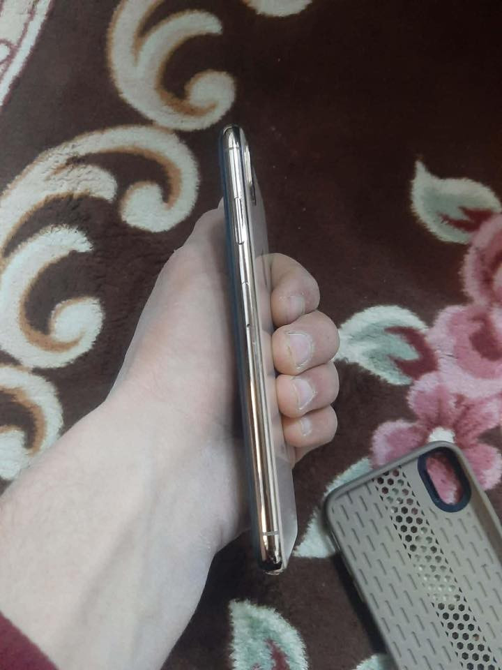 اكس ماكس مبدل شاشه وبطاريه ذاكره ٦٤الجهاز الجهاز فول  السعر ١٤٠بي مجال مكان موصل ايسر سومر تواصل على رقم ***********
