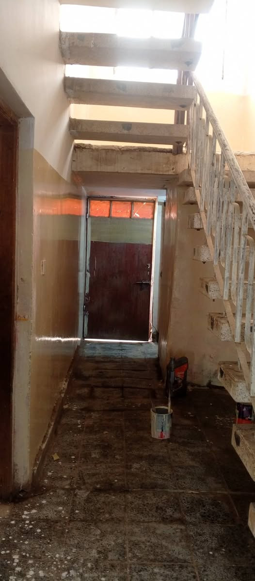 سلام عليكم عندي بيت اليجار بل طارميه بحي الشهداء المساحه:-)300:-) اليريد يئجر هاذ رقمي :-:-)‏‪***********‬‏ بي واتساب
