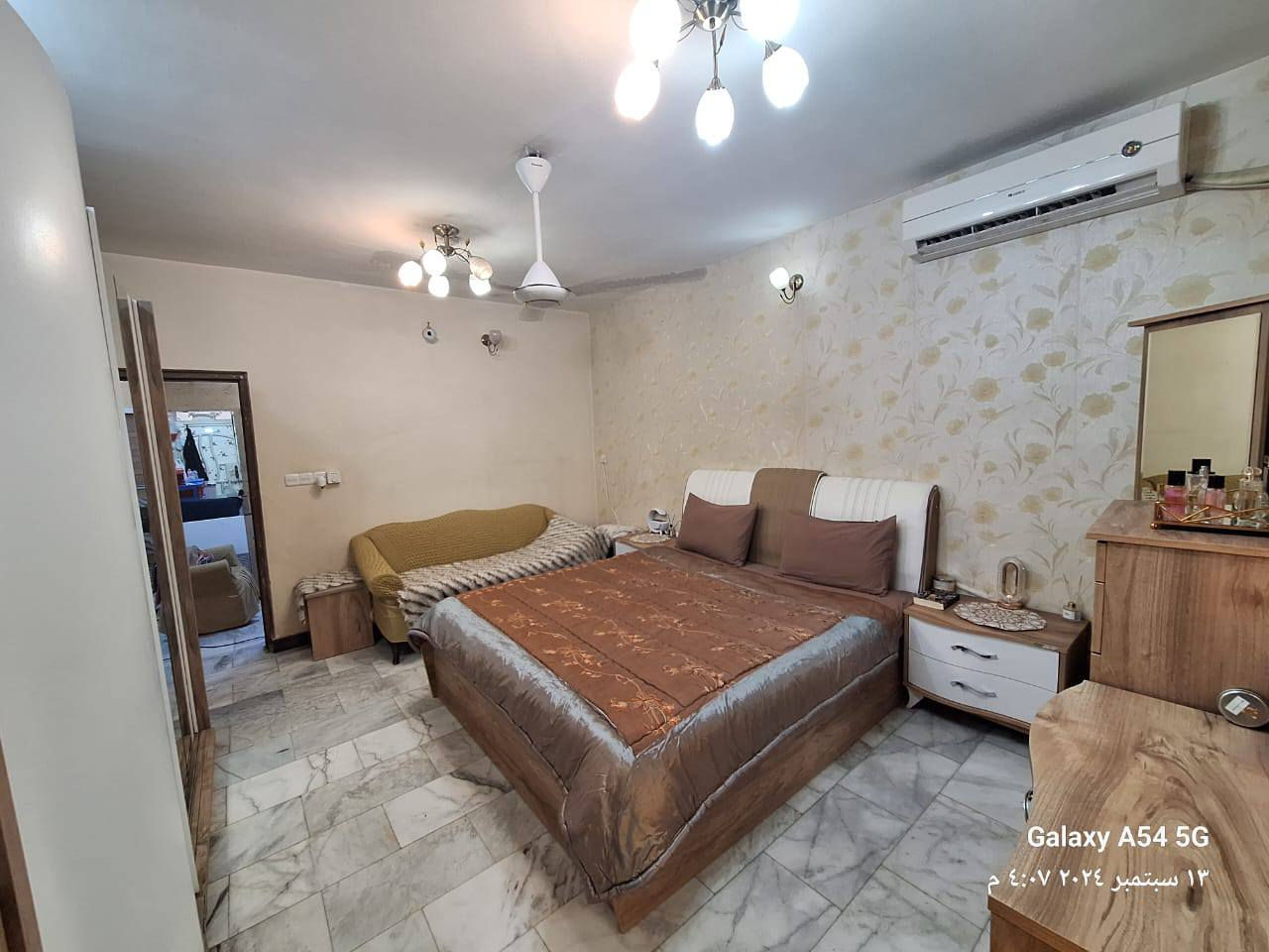 سلام عليكم
غرفه نوم تركيه للبيع كامله 
بغداد الزعفرانيه 
للاستفسار خابر واتساب 
***********
