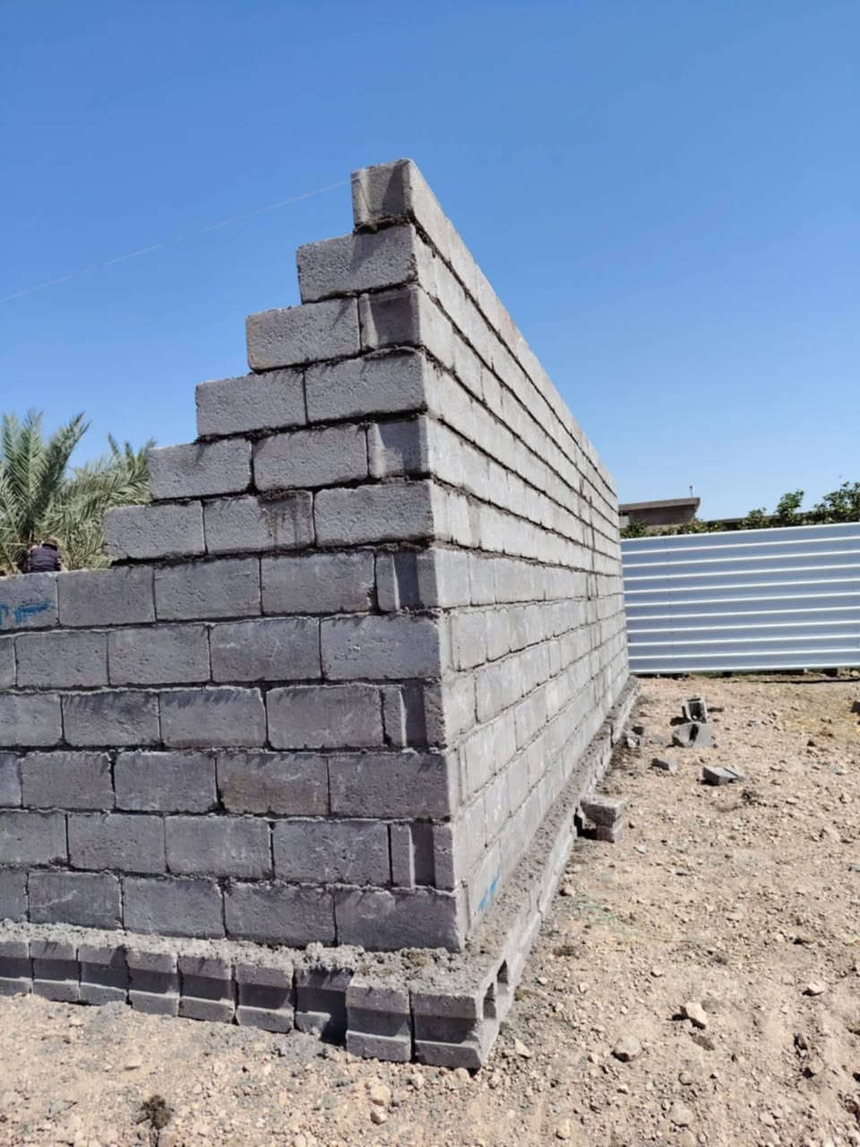 سلام عليكم خلفه بناء نشتغل قطعي على دبل وبل يوميه جميع مناطق بغداد للتصال***********/////***********
