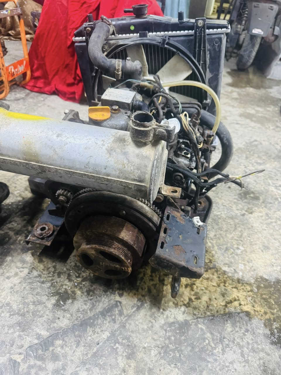 محرك ينمر 2 بستم مال حاوية شرط شغل ونظافة دخول جديد كامل جيب شغل السعر 500 الف مكاني بغداد 
***********
