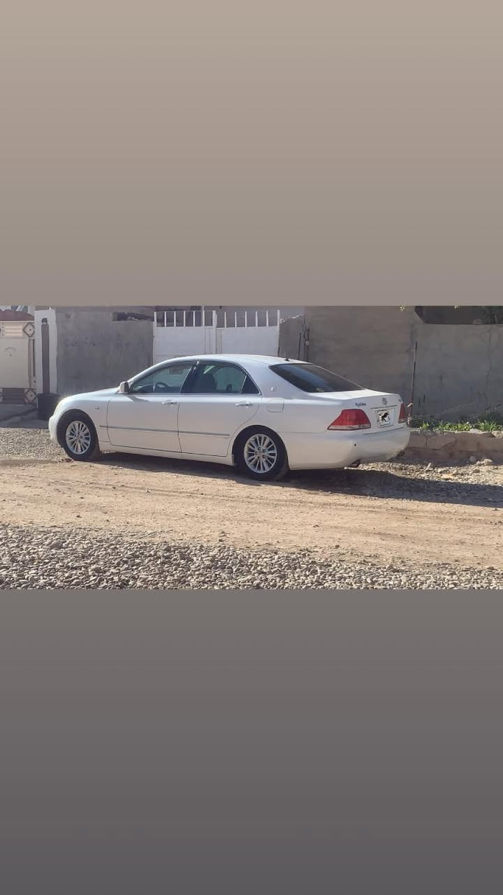 شاینه‌ی 2005ناوزه‌رد 2دوگمه‌ بچوك وه‌ بچوك كامل مه‌سروف كریاوه‌ سفره‌ ماشه‌ڵا سعرت62گڵاو تۆزێ مه‌عمه‌له‌   ژ.م***********
