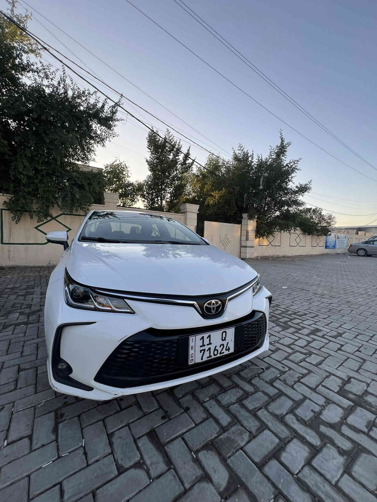 سلام عليكم 
كورلة شكل لخليجي صيني ٢٠٢٤ فول 
كفالة عامة سياره من صبغ وضربه ولبارد بيهة  نغزه بجاملغ لايمن 
ماشية ٢٧ km 
سياره ماخذيهة زيرو ع ايد وحدة 
سعر البيع ١٤٥$ 
مكاني بغداد عامرية 
***********
