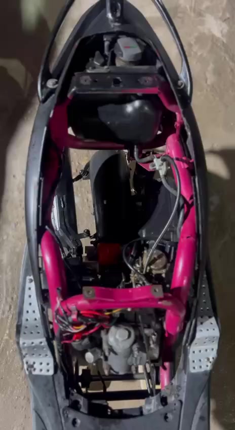 سلام عليكم دراجه ماكس عدله سلف وهندر مزوده 55ب500وبيها مجال ناصريه شطره 
صدر رياضي 
يدات koso
شوته 4ولف
دبل خلفي رياضي وتعلاوه رياضي 
ضفيره جديده 
كهربائية كلهن شغاله
دشبول الكتروني
كلجات رياضي


**إذا كنت صاحب هذا الإعلان وتريد حذفه لأي سبب، رجاءا أرسل رسالة إلى الدعم الفني**