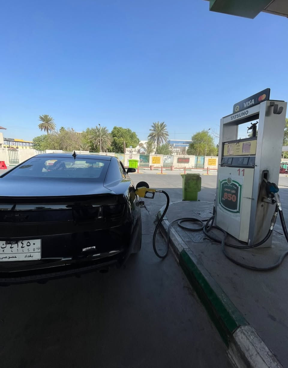 سلام عليكم للبيع كمارو ٢٠١٣ سياره حيل نضيفه حادثه جاملغ و بنيد و بيه صبغ الجاملغ العكس السايق لا شاصي ولا لغود ضرره سطي مكينه كير شرط تبريد ثلج ❄️ سياره مناقصه شي …. الاضافات الي عليه عليه اكزوز كامل من الطول الطول اكس بايب دون بايب و عليه بطيخات ht poer بعدهن بلضمان …. عليه دعاميه zl1 و عليه لايتات zl1 و عليه زراع عدسات هم بعدهن بلضمان …… عليه اوياله z28 و عليه سبيسر و بيه زوج تايرات جدد ….. عليه برمجه يم الراوي سيفتي المكينه و عليه بوب كرون و طلقات و عزم كلش قوي عليه ادامه السياره …. سياره بانزين فقط محسن و دهن جديد فيول بم عبوه جديده حماوه انساه لانو مبرمجه و المنضومه مال ميه امضبطه ميه بلميه عليه ….. عليه دوسات مال هنسي و عليه شباك مال هنسي السياره بلحقيقه احلى من الصور بهواي … السياره ابسمي و تحويل ثاني يوم مكان السياره بغداد الاستفسار *********** 
السعر اب ١٠٥ و بيه مجال بسيط
