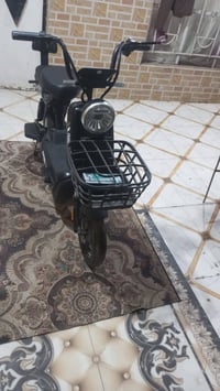 شباب دراجه شحن لبيع دراجه جديده 07715873650