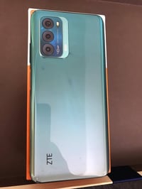 السلام عليكم جهاز  ZTE Blade V40 سعره 70 قفل   ذاكره 128 ولعشوائيه 6 و...