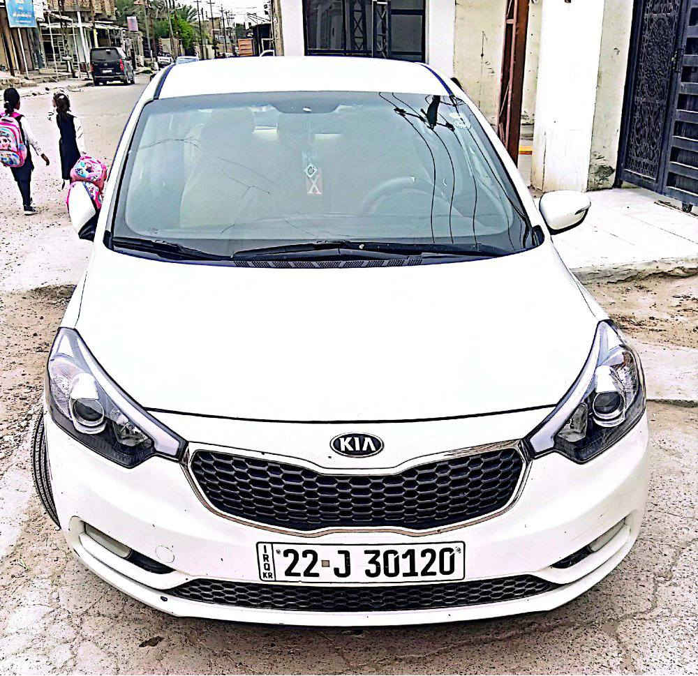 السلام عليكم ورحمة الله وبركاته 
اخوان للبيع سيراتو 2014 خليجي ابيض 
محرك 1600 بشرط
كير كفاله 
مري شفط 
اشاير بالمري 
تحكم ستيرن جهتين 
شاشه كار بلي كامره دواره 
سنتر لك 
رقم اربيل باسمي تريد تحويل او وكاله حاضر 
هزه تنتهي 2029 
السيارة عليها تخم تاير جديد صدر امامي خلفي قبل 3 إيان مبدله نوزلات بلكات فيت بم جدد سويتلها ادامه كامله 
السياره بيها صبغ 3 قطع بجهت راكب و جهت السايق بيها اقل شبر 
السعر 102وبيها مجال بسيط 
للاستفسار ***********
