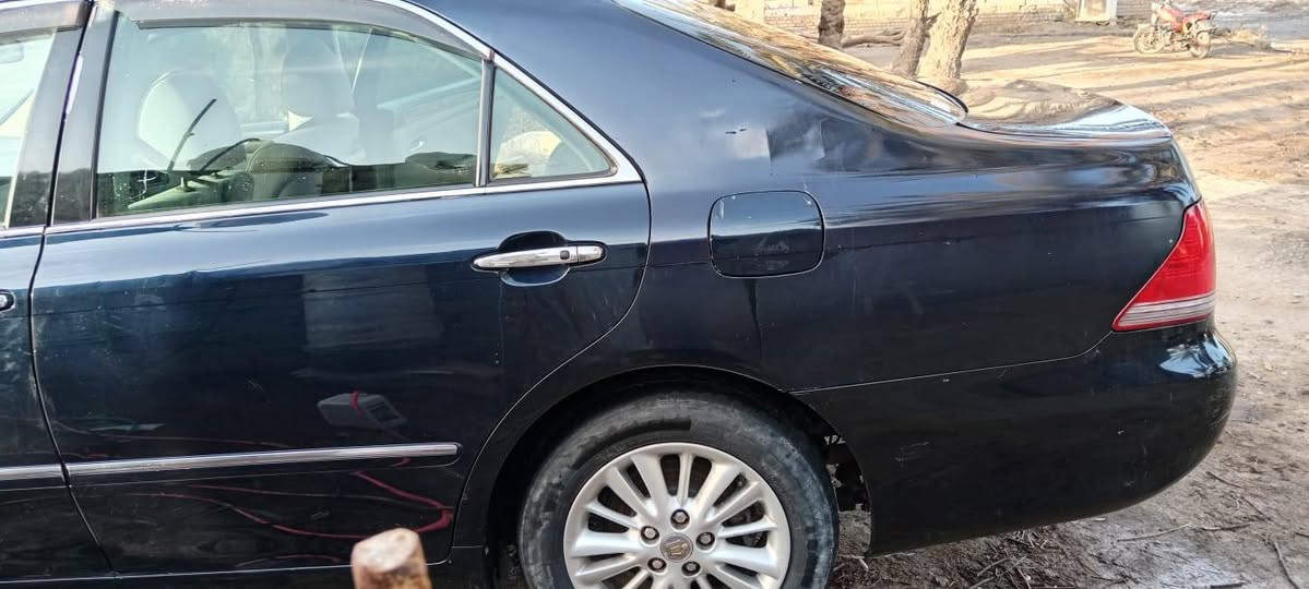 شاهينه ادوات كصه قماره فقط رقم الماني الاصلي سنويه ظايعه السعر ٣٥ وبيها مجال ناصريه سوك الشيوخ ***********
