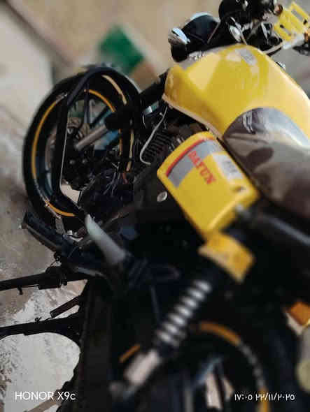 سلام عليكم  دراجه دايوان لاتي مديل 2023
مرقمه رقم واسط محرك 200 عليه لايت زنون اصلي  الدراجه بس سيبايه ملحومه ويرادله دوسات رجل والباقي كله مكفول السعر 2500 وبيه مجال للشراي للتواصل *********** مكاني بغداد حي النصر
