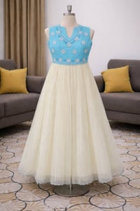 ملابس • مقاس ٣٦