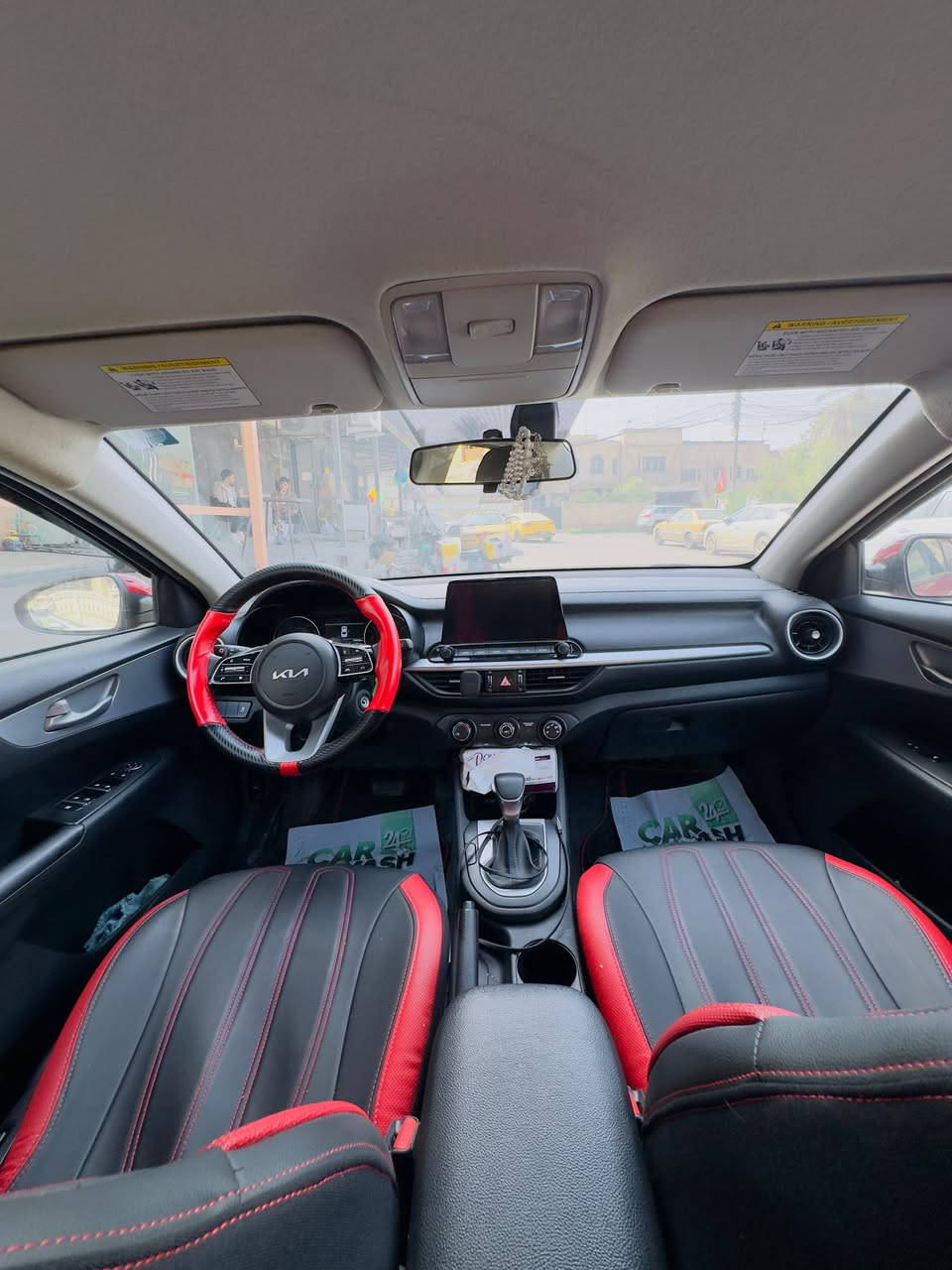 ياالله السلام عليكم
فورتيLX مديل 2023 موصفات عاديه 

معروفه تحكمً كامره تحكمات توقف ذاتي 

3وضعيات قياده شاشت عطلات يعني معروفه 

سياره حادثهه جاملغ الخلفي الايسر راجع بارد 

وصبغ ع كد ارقم الخلفي فقظ صور الحادث يمك 

سياره ماشيه 57m رقم بغداد بسمي  

مكان سياره شارع فلسطين  

هذا رقمي ***********
