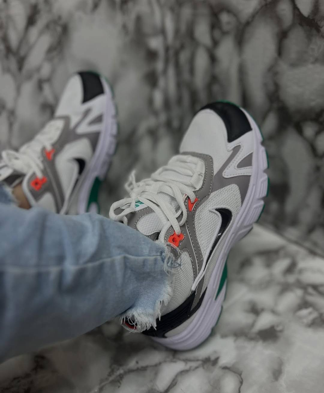 نايك AIR MAX
قياس 40 . طول القدم 25 سم
سعر 40 شامل توصيل 
فيتنام 🔥


**إذا كنت صاحب هذا الإعلان وتريد حذفه لأي سبب، رجاءا أرسل رسالة إلى الدعم الفني**