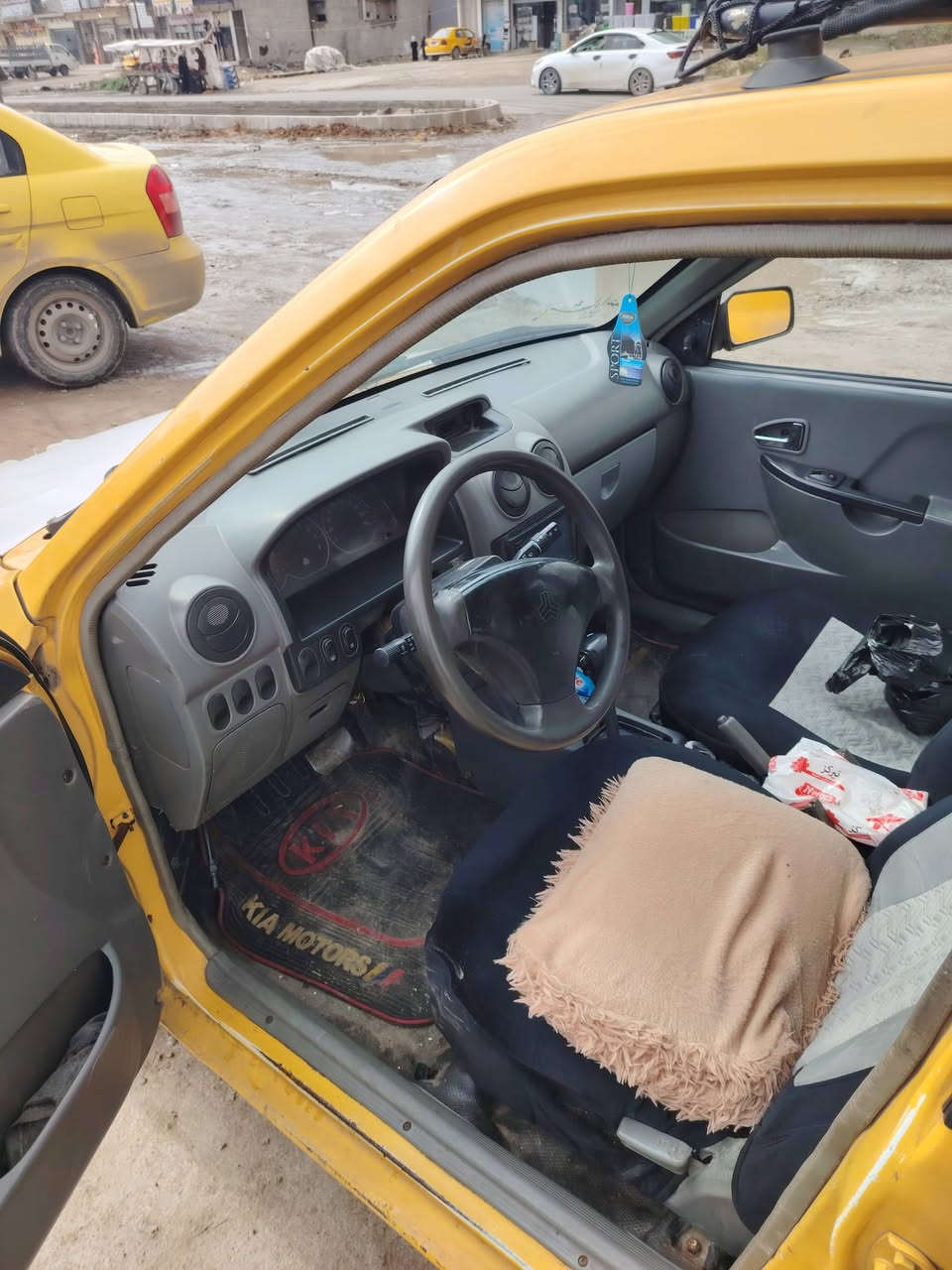 ، سايبه للبيع موديل 2012 رقم بغداد سنويه 26 سياره كير توماتيك سياره جاهزه هيئه عليها 300 شرط التحويل اول وكاله من الوكيل سياره جاهزه السعر 22 وبيها مجال الاتصال والاستفسار على هذا الرقم ***********
***********
