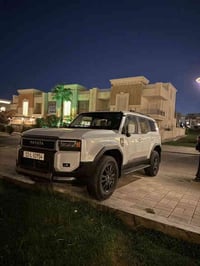 تويوتا برادو ساز خليجي مكفولة R3 فتحة كشنات جلد تدفئة تبريد كشنات كهرب...