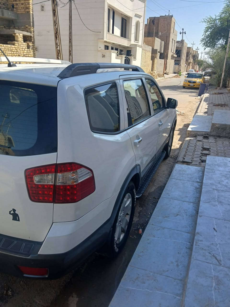 كيا مهافي ٢٠٠٩ فول مواصفات تخم تاير بيها صبغ بس قبق الصندوك باسمي السياره السعر ١٣٥وبيها مجال ***********
