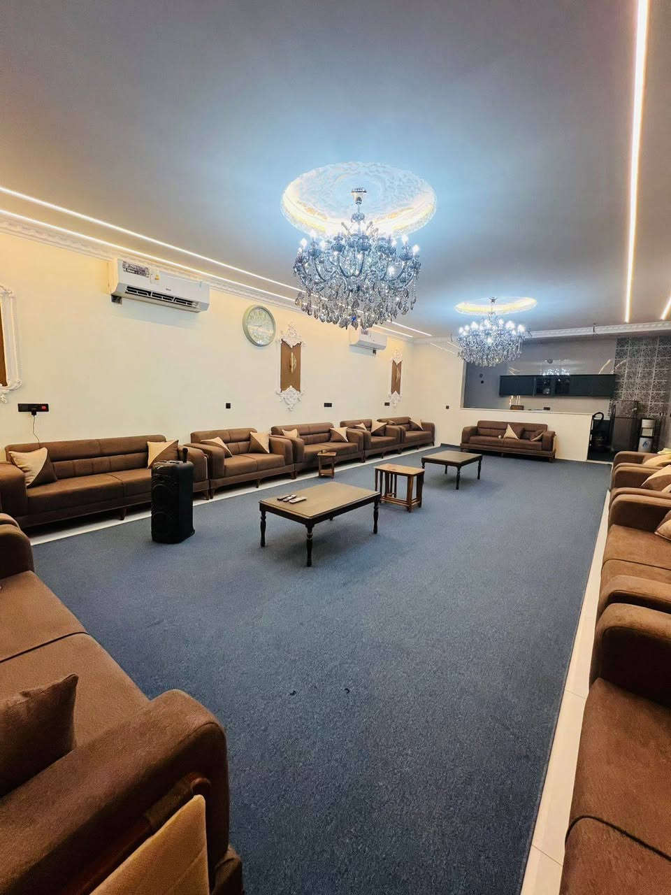 مزرعة للايجار اليومي 
بغداد الدورة البوعيثة متوفر حجز طيلة ايام الاسبوع للحجز والاستفسار ***********
