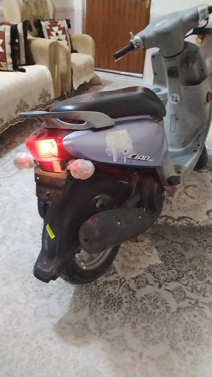 سلام عليكم شباب فله 14 جكمجه الون بنفسجي  __________________
كفاله عامه.. دراجه رمبه صارلي سبوعين من جبته

من بغداد.. مختمه كله ويه المكينه

 وضامه.. دراجه ماعوزعه برغي

لا تكلي شبيه ما بيه كفاله من كلشي
__________________________..

الشراي يتصل ***********

مكاني كوت زين القوس
