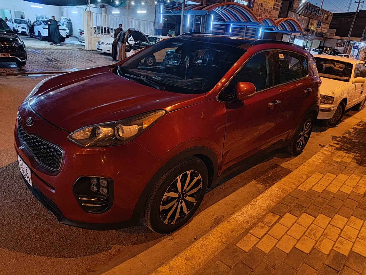 سلام عليكم سبورتج للبيع 2018 وارد امريكي جي تي لاين فول مواصفات صبغ جاملغ او بنيد بدون دواخل 
السعر 165 بيه مجال مكان السياره الفلوجه ‏‪
‏‪***********‬‏ اتصل تدلل
