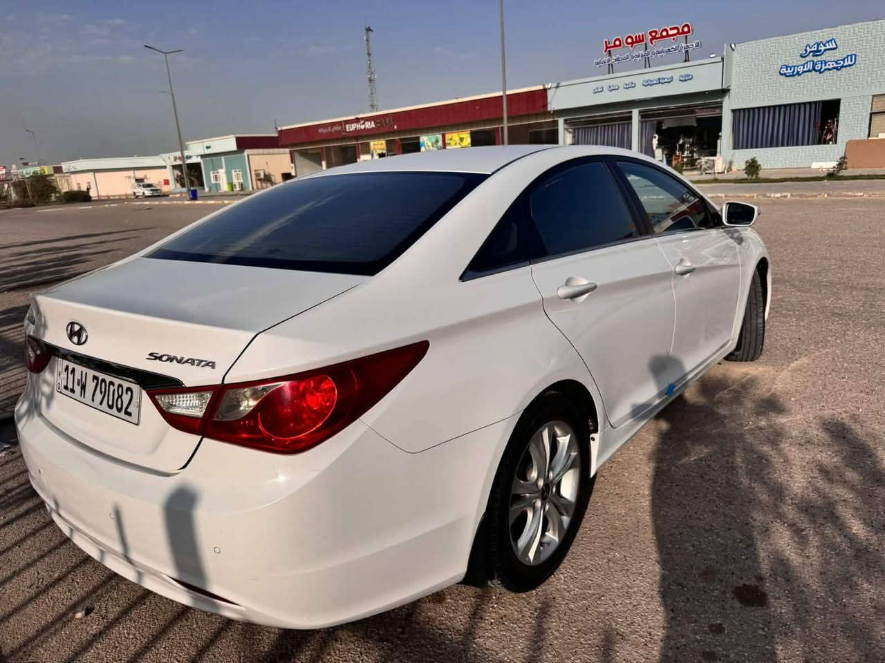 السلام عليكم 
سوناتا موديل ١٣ 
الشركة العامة للسيارات
كفالة عامة
شفتات ستيرن
مري شفط
حساسات خلفية
اشاير بالمري 
محرك ٢٤٠٠ دوش
وباقي الموصفات معروفه
مكلف بالنشر 
رقم صاحب السيارة *********** ديوانية, القادسية
