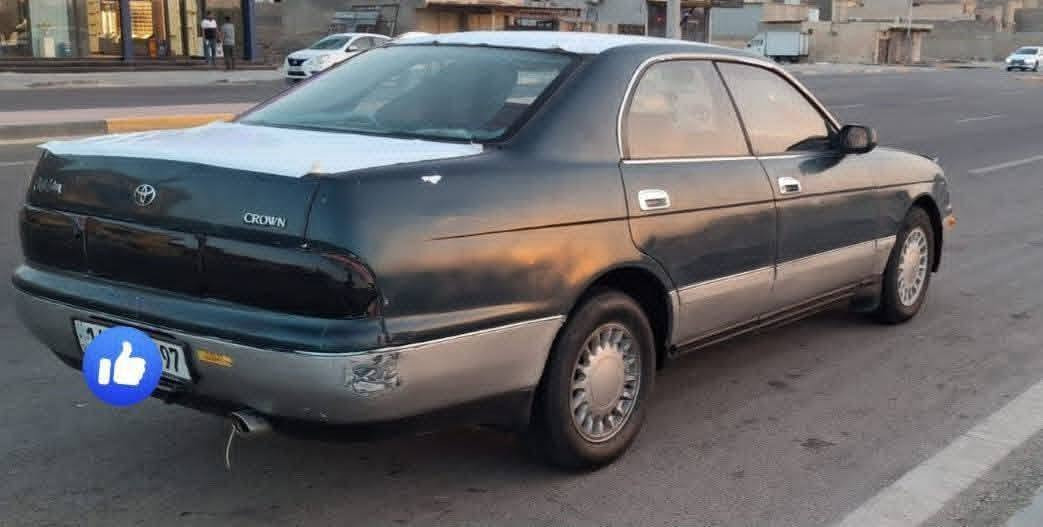 سلام عليكم
بطه منتصل موديل ((1992))
مكفوله من ضربه ولكصه ونغل 
رقم بصره نكليزي بسمي سنويه لغايه ((2031))
مكينه وكير جدد (( 2500))حداديه تخم تاير 
كهربايات كلهه شغاله ليت زنون تبريد 🥶 ثلج بمعنى 
العوان لبصره لسعر (35// وبيهه مجال 
***********
