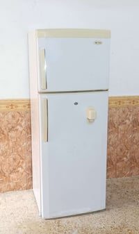 ثلاجة • ١٤ قدم • تجميد