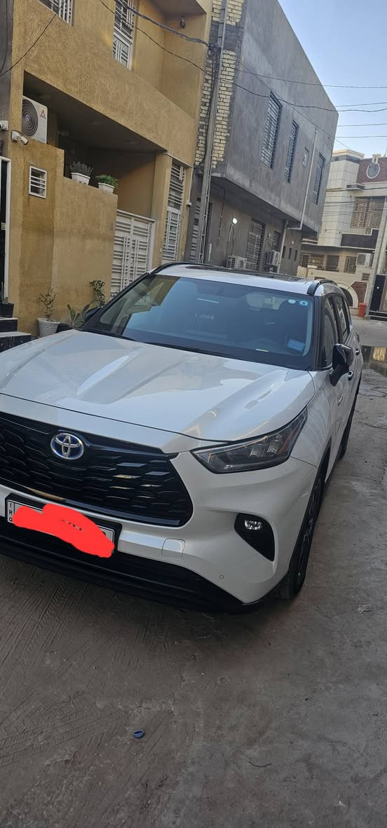 تويوتا هايلاندر بلاك ادشن 2024 خليجي مكفولة كفاله عامة .
ضمان شركة ساز  يعني لا صيني و لا سعودي 
يختلف بالسعر والضمان
ضمان 8 سنوات  بطاريات و ٤ سنوات 
محرك و كير وصيانة مجانيه لمدة سنتين 
شامله دهن وفلاتر

رقم بغداد مميز  بأسمي 
هايبرد محرك ٢٥٠٠  ماشية ١٨٠٠ كيلو فقط يعني زيرو .
فول مواصفات GLE  بلاك ادشين
فتحة سقف / تشغيل بصمة 
صندوق كهرباء 
أنظمة قيادة 
حساس امامي خلفي 
كشنات جلد وكشن السائق كهرباء 
ويل اسود مري شفط اسود 
بردات ابواب 
شاحن وايرلس 
مرايا تعتيم 
بعد بيها مواصفات واضحه بصور 

السعر ٣٧٥ وبيه مجال بسيط جدا


**إذا كنت صاحب هذا الإعلان وتريد حذفه لأي سبب، رجاءا أرسل رسالة إلى الدعم الفني**