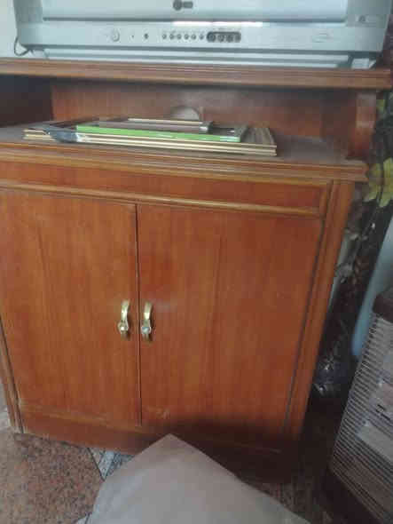 السعر 600 وبيها مجال ***********
