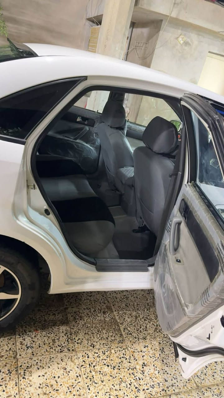 السلام عليكم اعضاء الكروب الكرام عندي اوبترا 2010ابيض ناصع شركه عامه السياره مكفوله كفاله عامه مبدل بيهه قطعه وحده اثر طخه خفيفه مواصفات  السياره 
تدفئه نار
تبريد ثلج 
كير مكينه درايم شفتات كله مضبوط واصلي 
صدر امامي خلفي جديد 
تخم تاير +ويل كب جديد بالكارتون 
دوشمه جديده 
ارضيه جلد 
لايتات بلاجكتور جديد كارتون 
بك لايتات شغاله 
مابيهه نقص 
شاشه تاب وكامره دواره 
السياره استعمال بيت كلش نضيفه جدا جدا 
السياره سعرهه ٨٥ وبيهه مجال 
للاتصال على الرقم ***********
غير متواجد على النت
