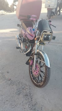 دراجه للبيع اي استفسار اتصال على الرقم07838336980