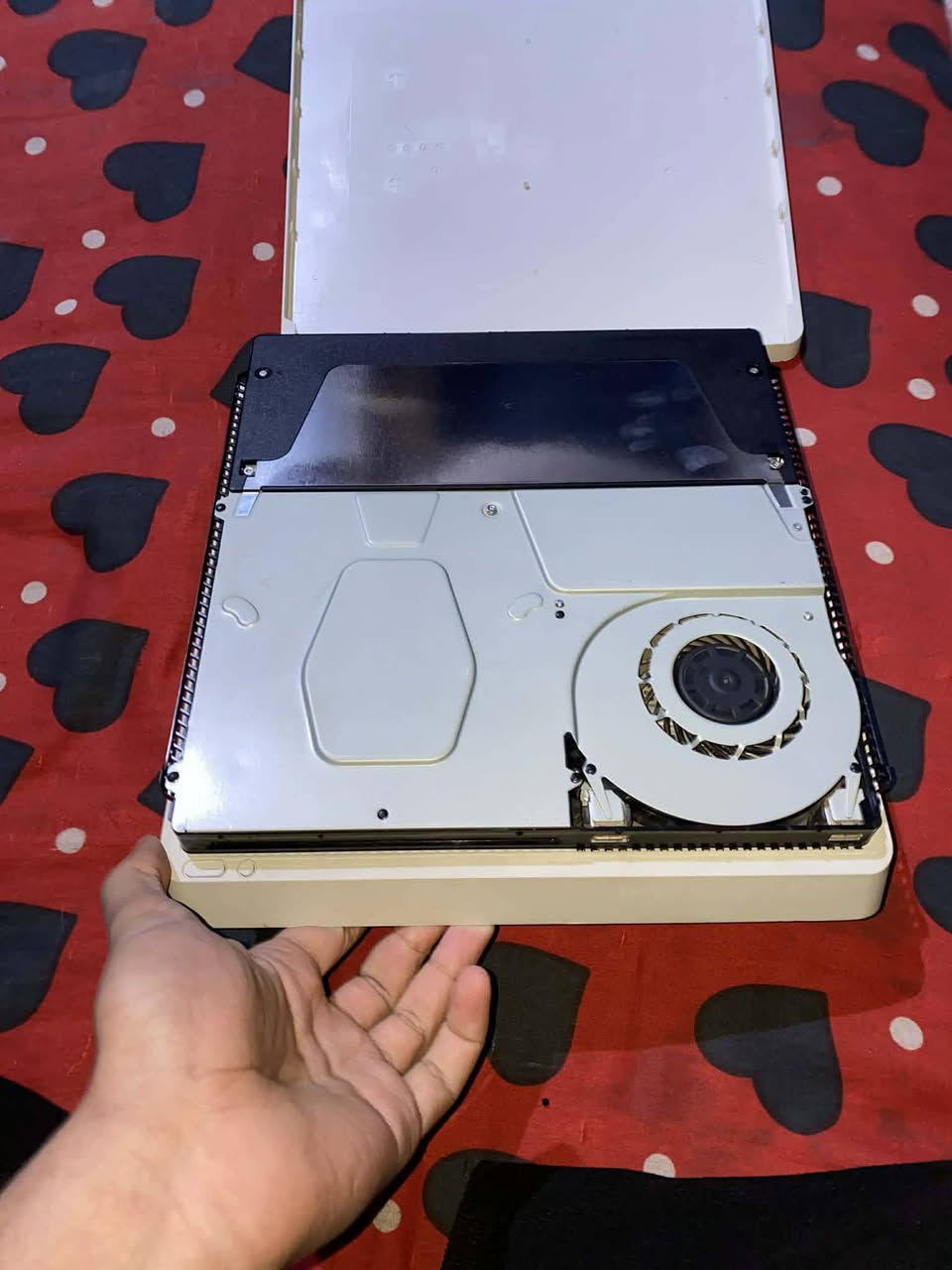 سلام عليكم بلي فور سلم مهكر نضام 11 نضيف ومكفول من فتح او اي شي معة جوستكين وحدة اصلية مال جهاز وتجاري وهارد اضافي 500 كيكا سعر ٢٧٠ وبي مجال قليل مكاني بغداد حي اور شعب رقمي ***********
