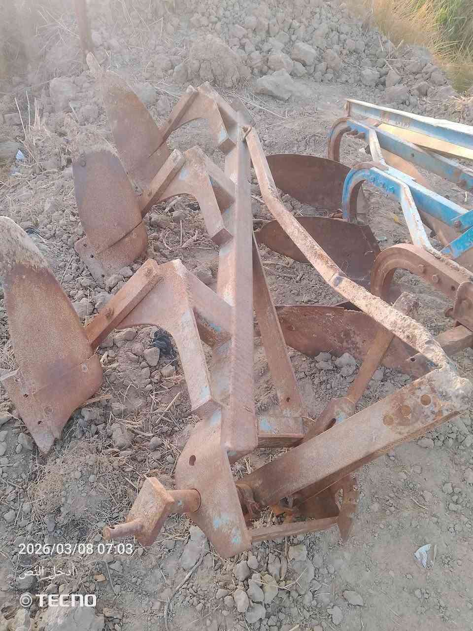 فدن البيع وياهن ناذوره كلمن وسعره ***********
