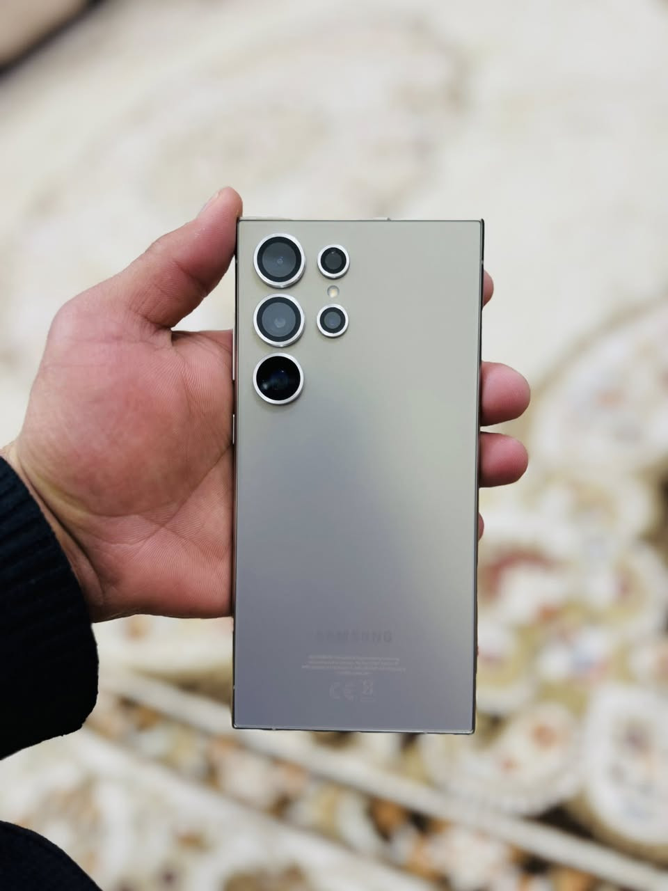 يالله🧡
السلام عليكم 
آس 24 ألترا 
لون تيتانيوم 
ذاكره 256
ملحقاته مال شركه كارتون و كيبل فقط 
الجهاز عربي شرق اوسط 
وين ما تريد افحص ما بي لو شخط 
السعر 950وبي مجال بسيط 
مكاني الأنبار فلوجه 
***********
