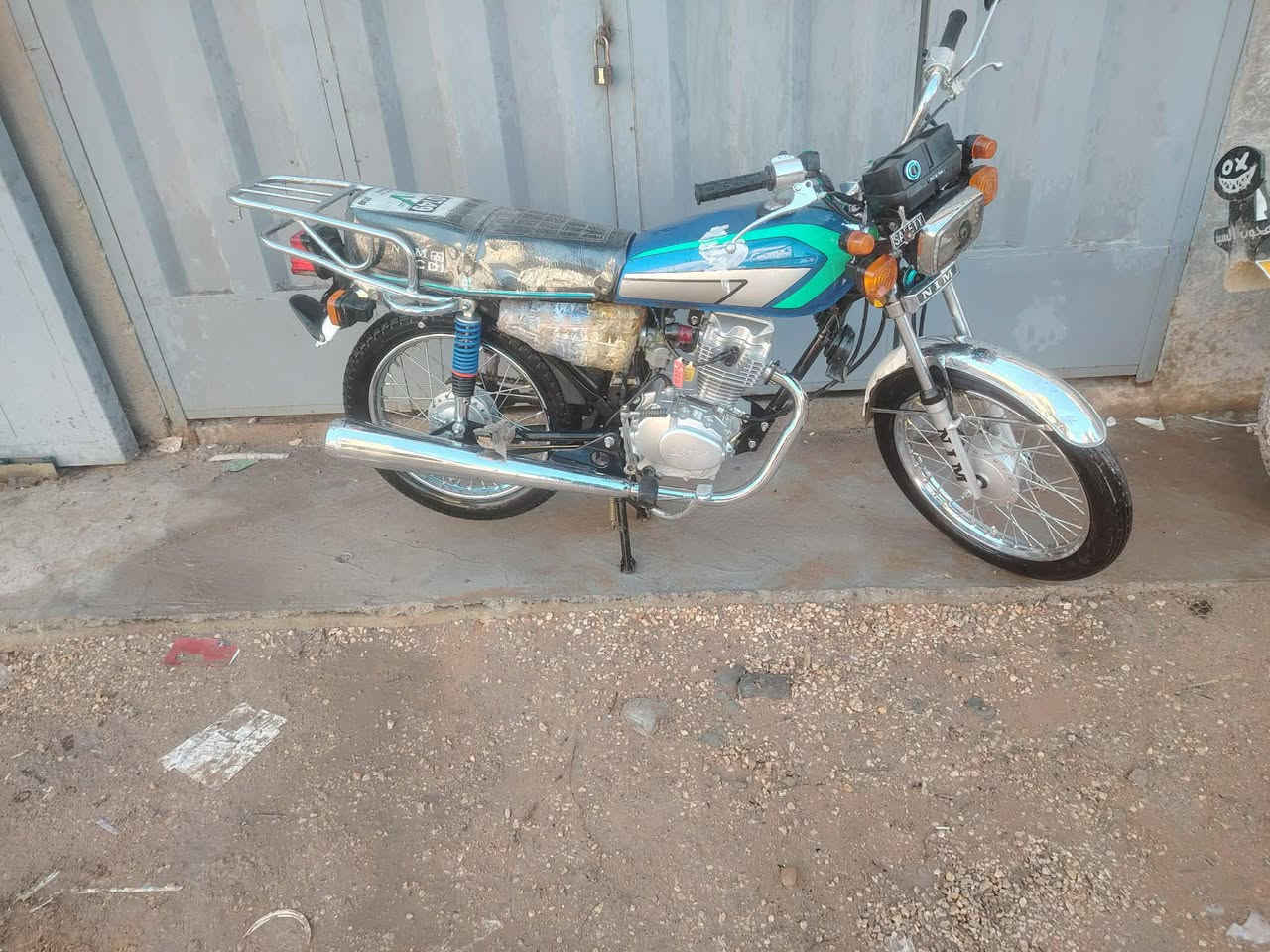 دراجه للبيع نظافه فول موديل 25 سكنر***********
