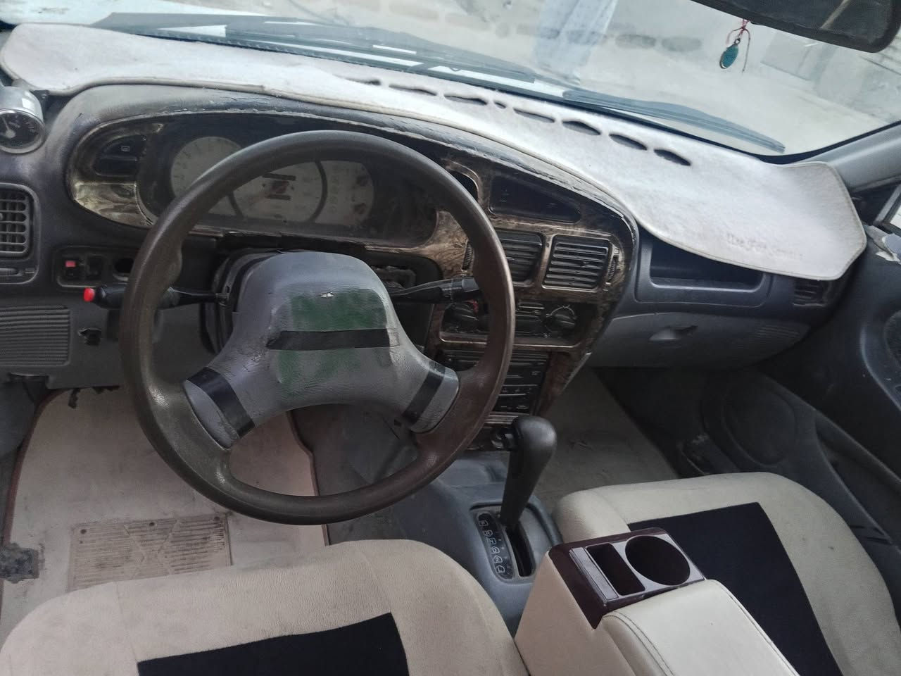 براتون رقم بابل انكليزي سنويه جديده لحد 30 هسه جديده كامله من كلشي تبريد تتفى كير اوتو تحويل مباشر انطيك نفس الوقت تسوي عقد مروري سياره مابيها حادث ولا شخط فقط صبغ جماليه مابيها خياس سياره حلوه مكاني بابل المحاويل ناحيه الامام السعر 33 وبيها مجال ***********
